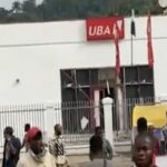 Brave police officer d*es as armed robbers storm a bank in Iragbiji, Osun State