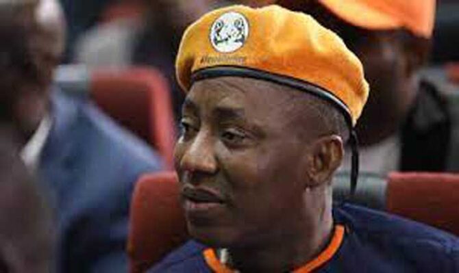 Fearless Protest: Nigerian youths receive Sowore at Lagos Airport [VIDEO]