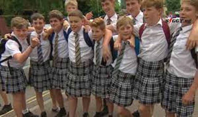 Primary Scholl ask boys to wear skirt to class to ''Promote Equality''