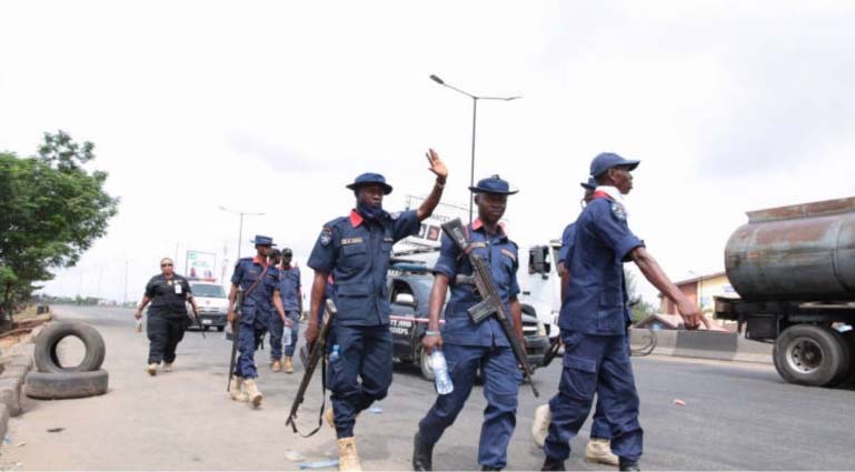 NSCDC Arrest  man for advertising fake eggs on social media