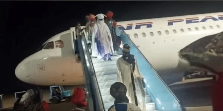 Air Peace Must Apologise to Kano Emir On National Newspaper & Come In Person To Apologise Within 72hours. - Isa Bayero.