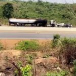 At least 17 people bu#nt to de@th as tanker explodes along the Lagos-Ibadan expressway