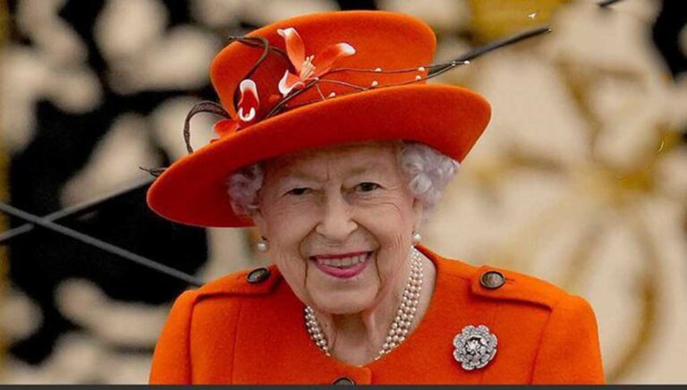 Queen Elizabeth II tests positive for COVID-19