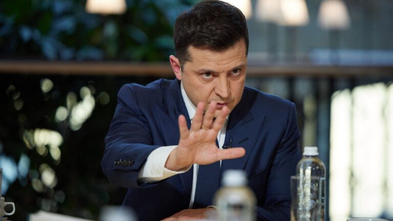 Russia-Ukraine war: Zelensky urges Biden not to sanction Abramovich