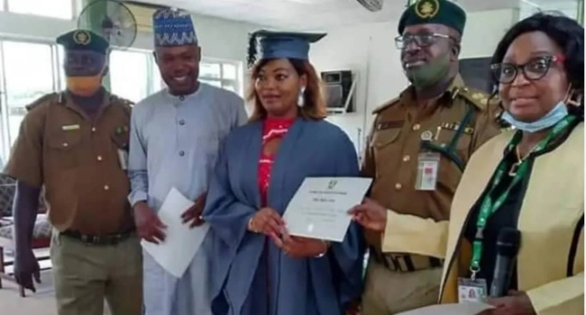 Female Inmate Okike Chinyere Bags Best Graduating Student Prize