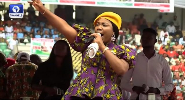 2023: Nigerians drag gospel singer, Mercy Chinwo for performing at PDP rally in Akwa Ibom