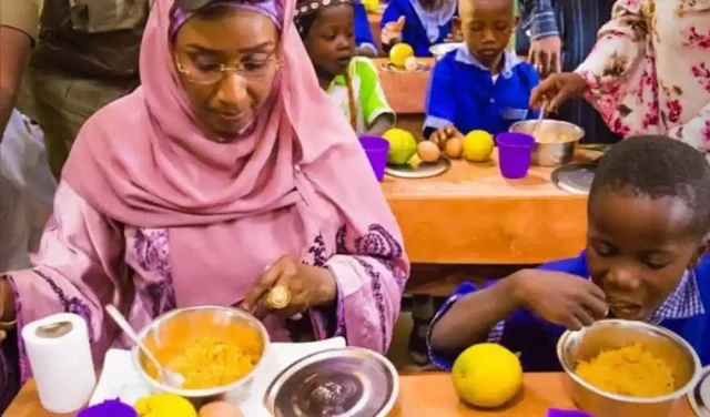 Schoolchildren jubilate as FG adds N30 to their daily feeding