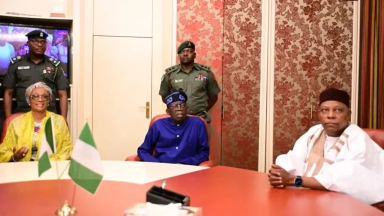 Tinubu Resumes Work At Aso Villa Office, Meet Emefiele, Kyari