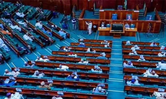 BREAKING: Amid rowdy session Reps pass bill to adopt old anthem, “Nigeria we hail thee”