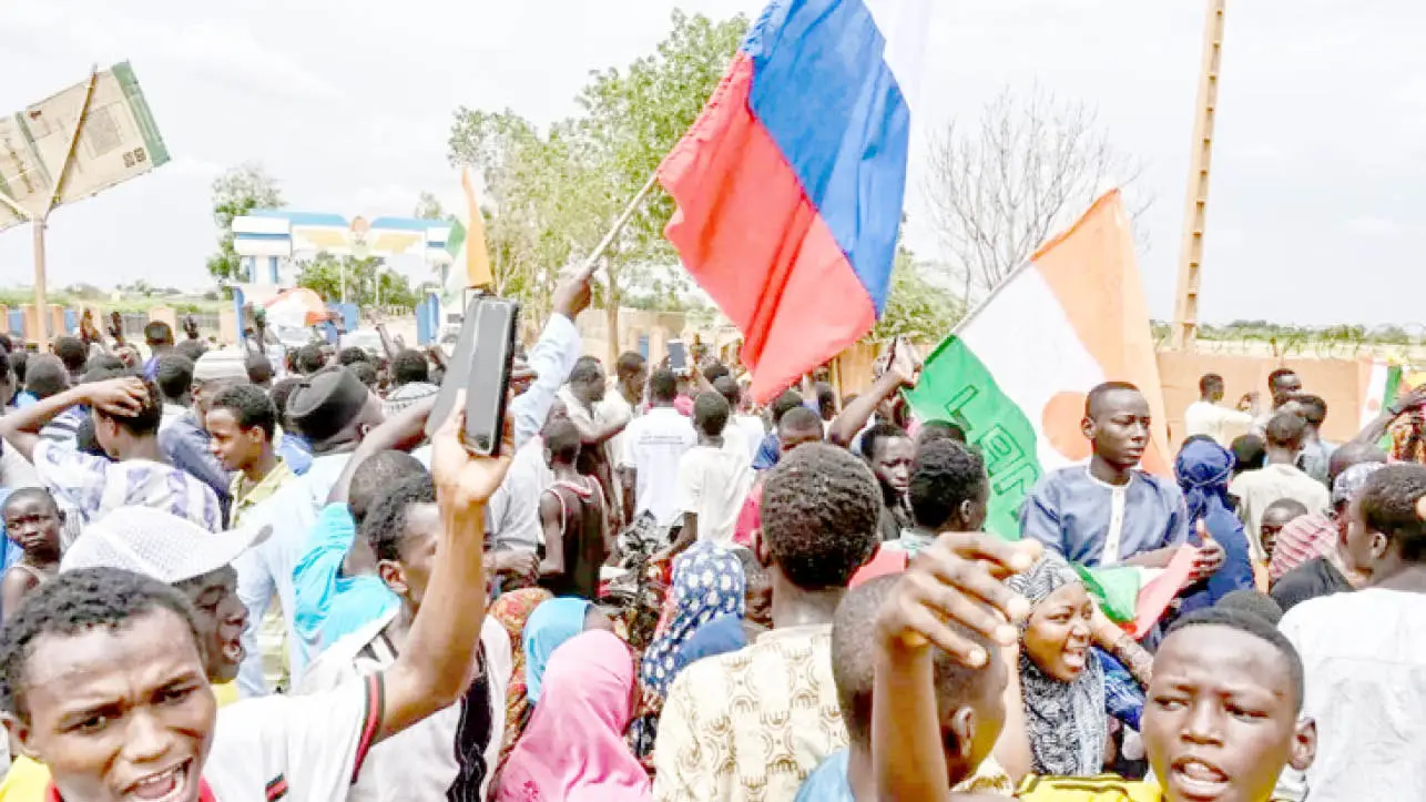 Niger Crisis: Nigeria, Benin, Ivory Coast, Senegal Commit Troops As AU Backs ECOWAS