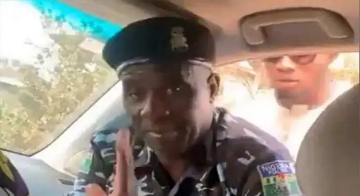 Lagos Police Probe Officer Caught In Viral Video Extorting Motorist [VIDEO]