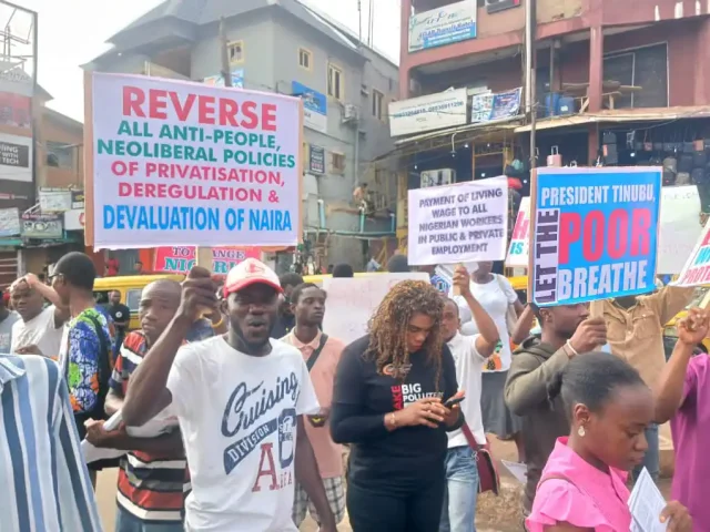 Tight Security As Protesters Chant ‘Let The Poor Breathe’ In Lagos