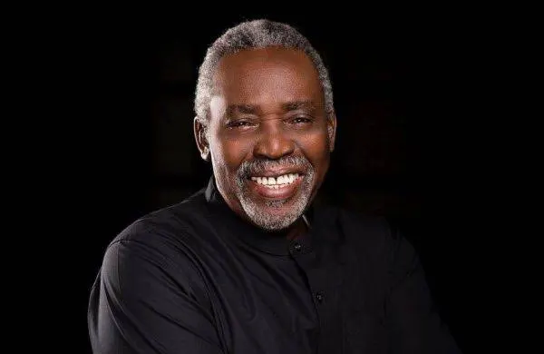 ‘Olu Jacobs is alive’ – Betty Irabor, family debunk reports of Nollywood actor’s death