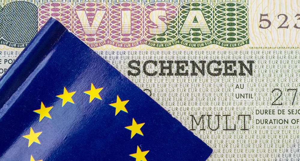 EU raises Schengen visa fee to €90