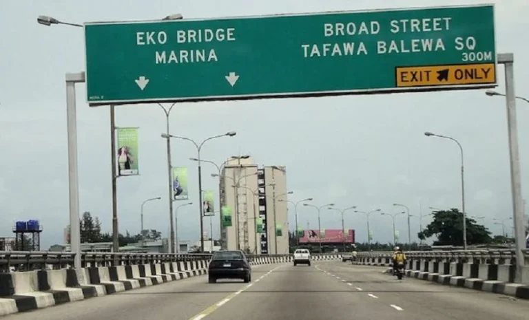 Nigerian Govt shuts Eko Bridge, ramps for 8-week repairs