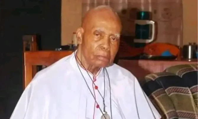 Nigeria’s oldest Catholic priest, Thomas Oleghe dies at 104