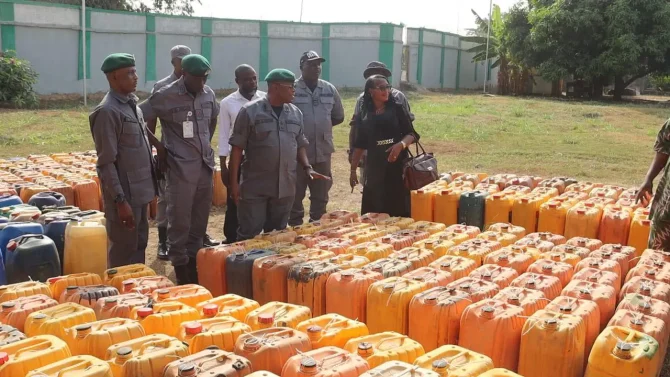 Customs auction seized petrol at N400 per litre