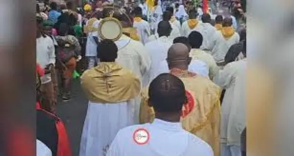 Scores die in Abuja stampede during Catholic Church food distribution