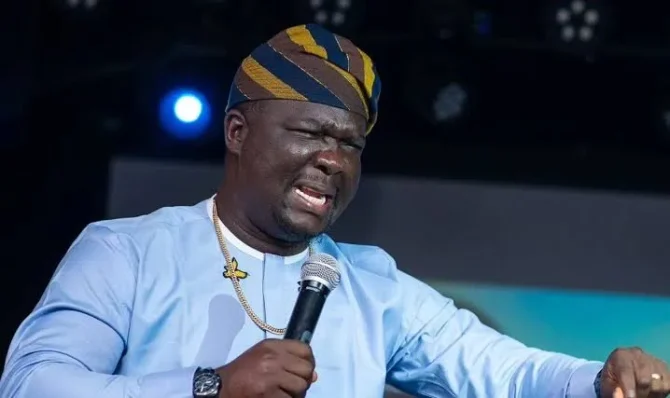 Sanwo-Olu acts like he doesn’t know me but begs Mr Macaroni for handshake – Seyilaw