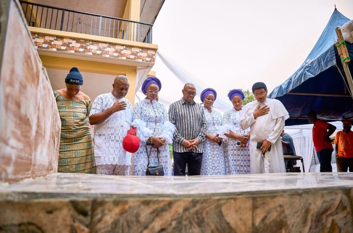 Peter Obi attends burial of ‘Gwo gwo gwo ngwo’ singer Mike Ejiagha in Enugu