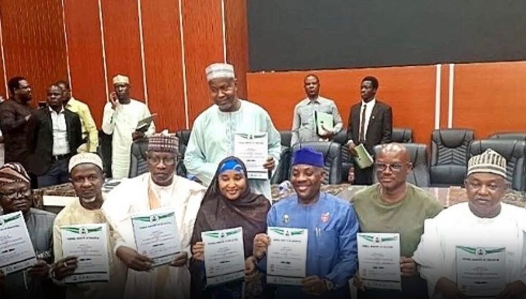 Federal Government Signs Landmark Agreement with ASUU; 40% Salary Increase, Other Allowances