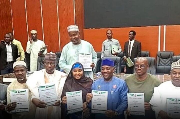 Federal Government Signs Landmark Agreement with ASUU; 40% Salary Increase, Other Allowances