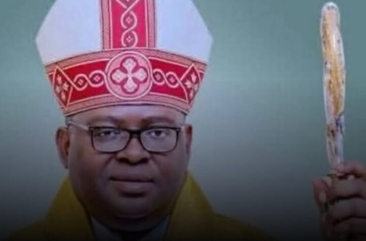 “Stop Pursuing Priests, They Will Never Marry You; Focus on Other Men” — Catholic Priest Tells Women