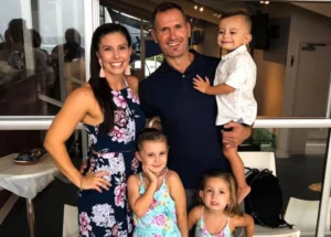 42-Year-Old Ex-Rugby Player Rowan Baxter, His 31-Year-Old Estranged Wife, And Their Three Children Aged 6, 4 And 3 D+ad After He Set Their Family Car Abl@ze