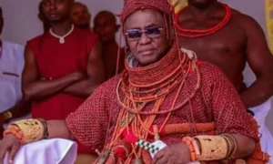 Oba of Benin suspends royal praise singers over performance at Igbinedion’s birthday