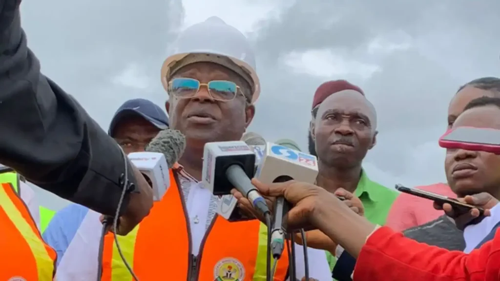 First Niger Bridge Will Be Decorated With Tinubu’s Pictures After Rehabilitation, He Deserves To Be Appreciated For His Good Works — Minister of Works, David Umahi